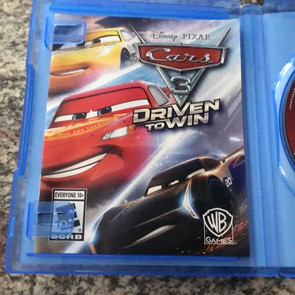 PS4 - Cars - Picture 3 of 4